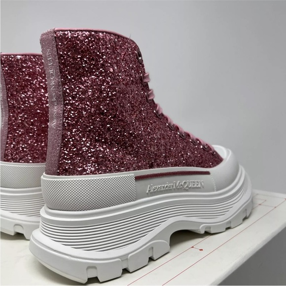Alexander McQueen Tread Slick Sneaker Barbie Pink Metallic Glitter  37 6.5 - Picture 8 of 15
